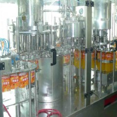 飲料灌裝生產(chǎn)設(shè)備